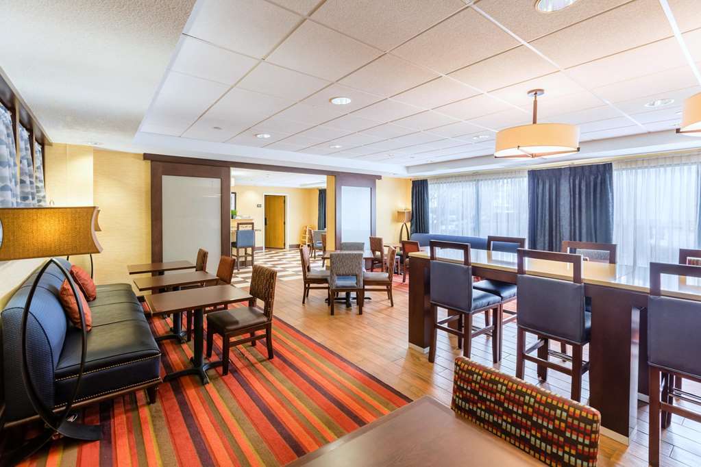 Hampton Inn St Charles St Peters Saint Charles Restaurant photo